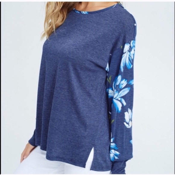 Navy Blue Floral Long Sleeves Pullover Top - Picture 2 of 4